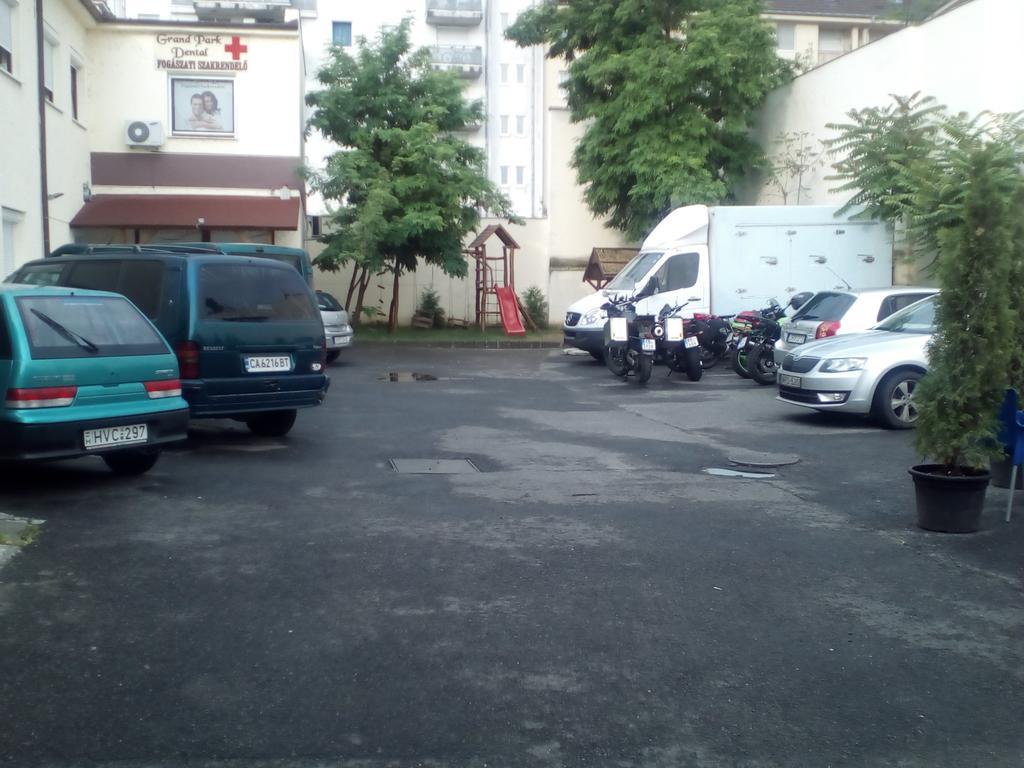 Hotel Central King บูดาเปสต์ ภายนอก รูปภาพ